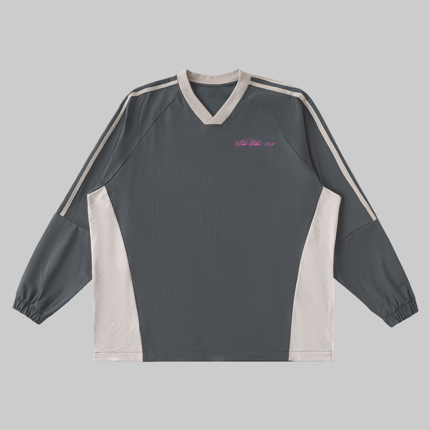 1721 Color-Block V-Neck Long-Sleeve T-Shirt