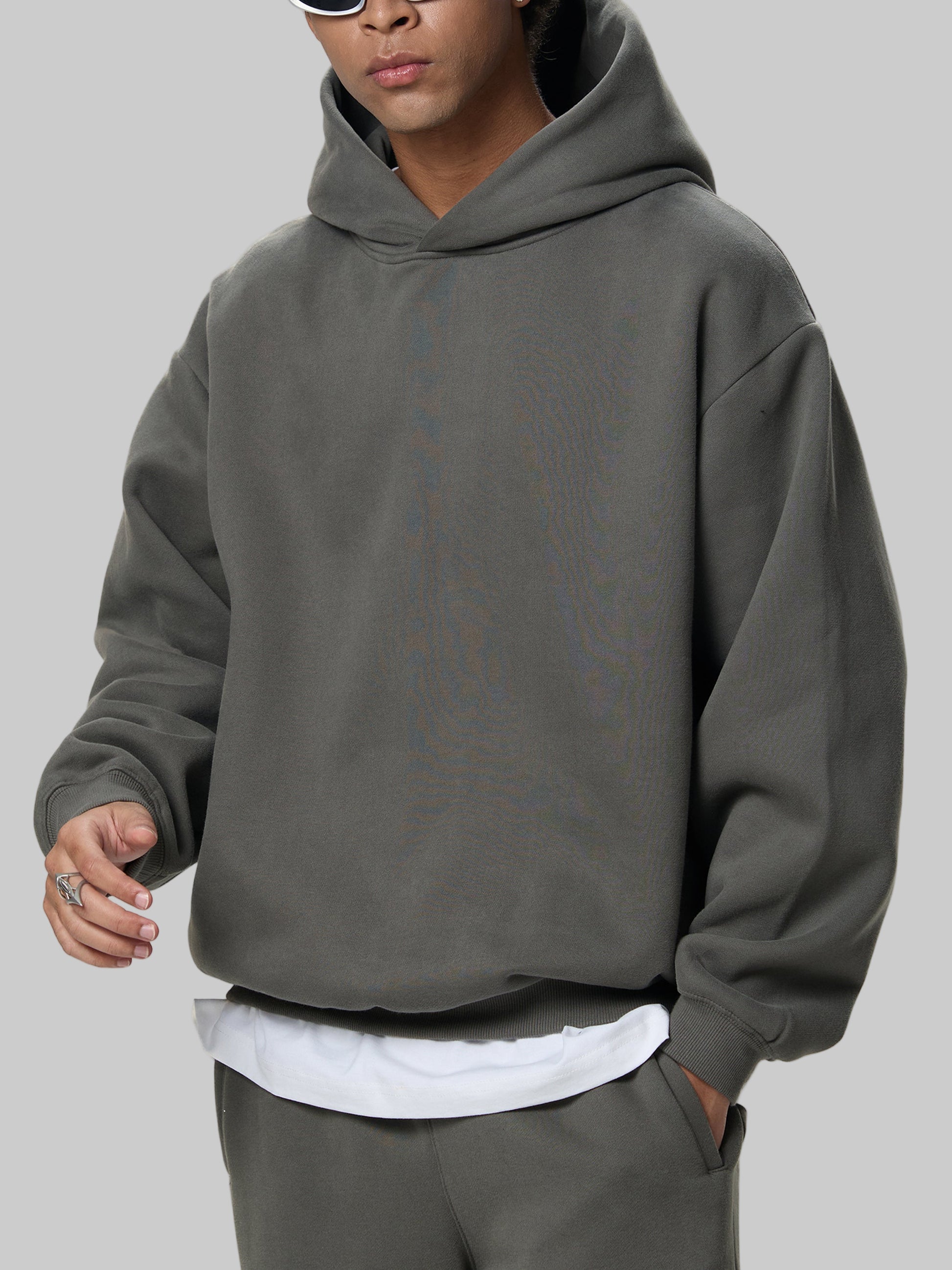 hoodie ,oversized ,streetwear
